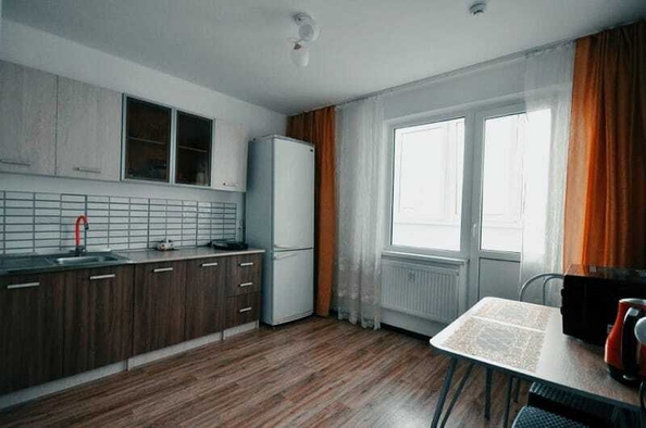 
   Продам 1-комнатную, 43 м², Супсехское ш, 26к10

. Фото 2.