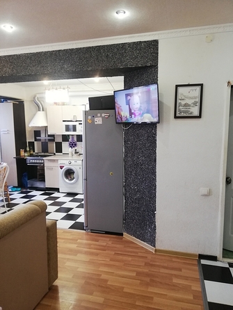 
   Продам 1-комнатную, 50 м², Омелькова ул, 14В

. Фото 3.