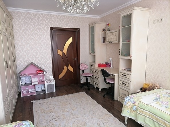 
   Продам 4-комнатную, 130 м², Омелькова ул, 20к5

. Фото 7.