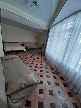 
   Продам 2-комнатную, 74 м², Кирова ул, 1

. Фото 11.