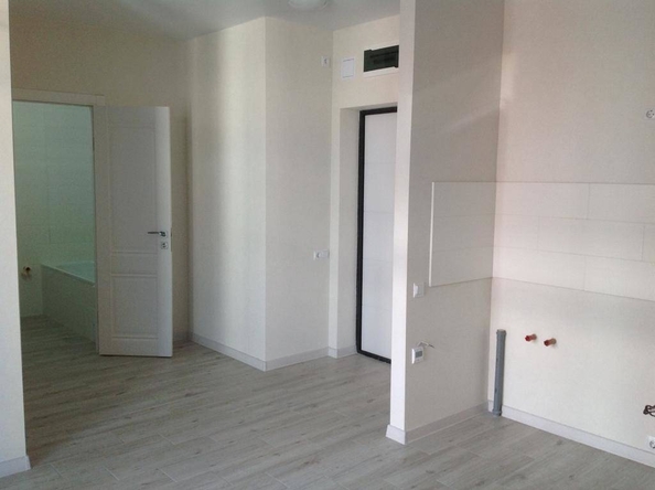 
   Продам 1-комнатную, 33.6 м², Фабрициуса Я. ул, 64/3

. Фото 1.