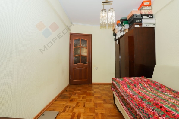 
   Продам 3-комнатную, 58.7 м², Гагарина ул, 59

. Фото 9.