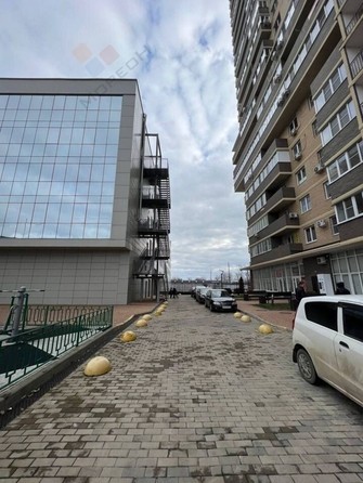 
   Продам 2-комнатную, 66.9 м², Бородинская ул, 156/2

. Фото 3.