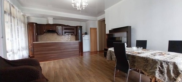 
   Продам 2-комнатную, 65 м², Чкалова ул, 42

. Фото 5.