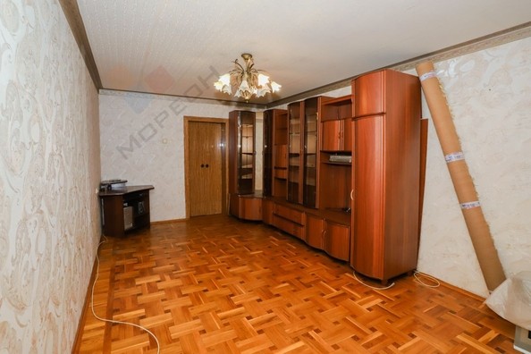 
   Продам 3-комнатную, 69.1 м², 30-й Иркутской Дивизии ул, 13

. Фото 2.