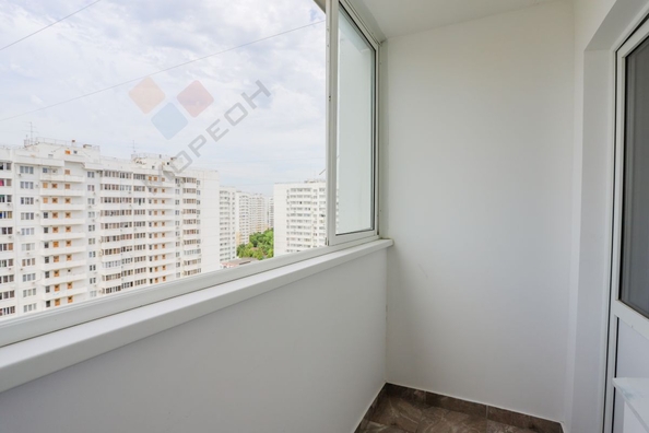 
   Продам 1-комнатную, 43.5 м², Котлярова Н.С. ул, 1

. Фото 24.