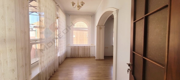 
   Продам дом, 272.9 м², Краснодар

. Фото 4.