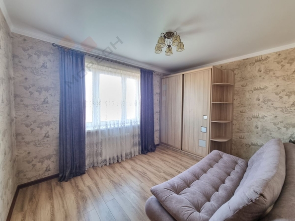 
   Продам 3-комнатную, 77.4 м², Героя Сарабеева В.И. ул, 3/1

. Фото 10.