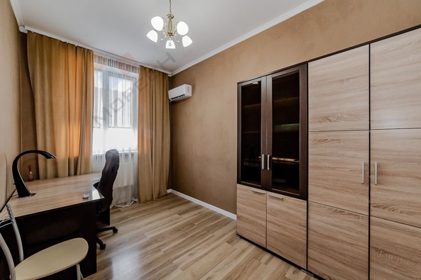 
   Продам дом, 264 м², Краснодар

. Фото 6.