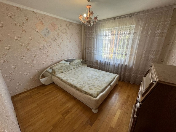 
   Продам 4-комнатную, 74.3 м², Тюляева ул, 35

. Фото 9.