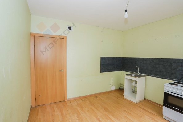 
   Продам 2-комнатную, 66 м², Академика Лукьяненко П.П. ул, 16/1

. Фото 10.