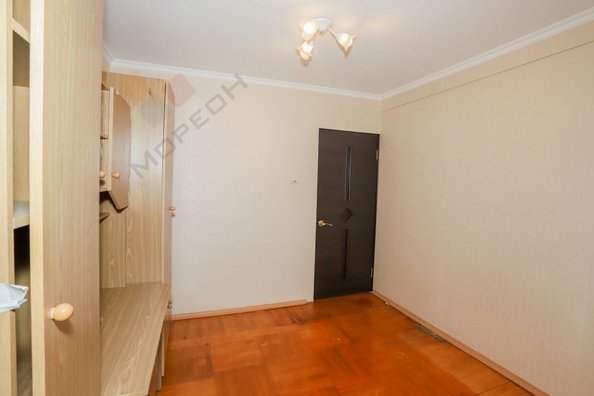 
   Продам 2-комнатную, 43.5 м², Дзержинского ул, 99

. Фото 3.