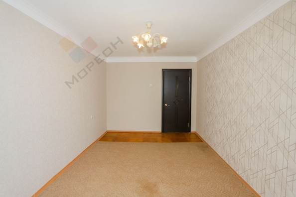 
   Продам 2-комнатную, 43.5 м², Дзержинского ул, 99

. Фото 10.
