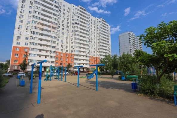 
   Продам 2-комнатную, 56.4 м², Артюшкова В.Д. ул, 27

. Фото 16.