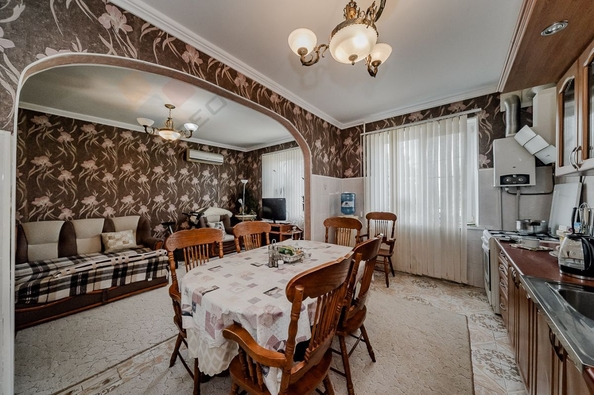 
   Продам дом, 400 м², Краснодар

. Фото 14.