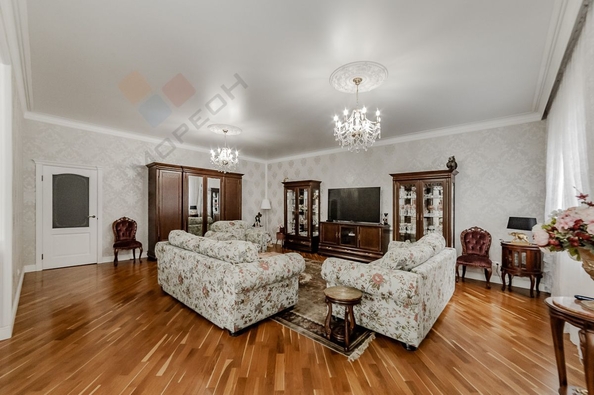 
   Продам дом, 185 м², Краснодар

. Фото 3.