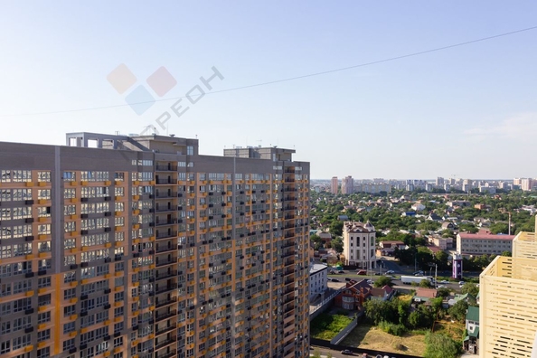 
   Продам 1-комнатную, 40.5 м², Мачуги В.Н. ул, 166Ак2

. Фото 38.