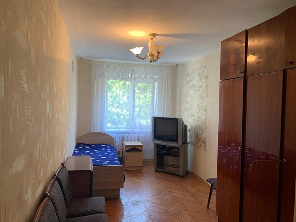 
   Продам 2-комнатную, 45 м², ГСК-19 тер

. Фото 5.