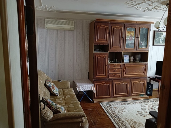 
   Продам 2-комнатную, 64 м², Терская ул, 190

. Фото 5.