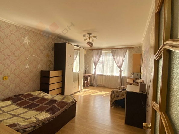 
   Продам 3-комнатную, 91 м², Рождественская Набережная ул, 11

. Фото 5.