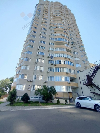 
   Продам 2-комнатную, 93 м², Рождественская Набережная ул, 2

. Фото 25.