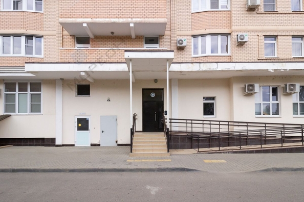 
   Продам 1-комнатную, 40.2 м², Симферопольская ул, 58/3

. Фото 36.