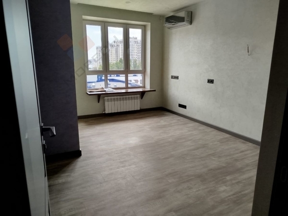 
   Продам 2-комнатную, 72 м², Григория Булгакова ул, 10

. Фото 16.