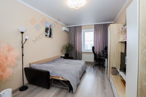 
   Продам 1-комнатную, 38.3 м², Героя Георгия Бочарникова ул, 1

. Фото 11.