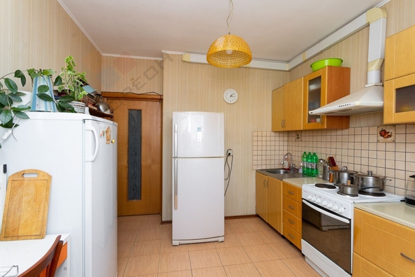 
   Продам 3-комнатную, 92.8 м², Хаджинова М.И. ул, 9

. Фото 13.