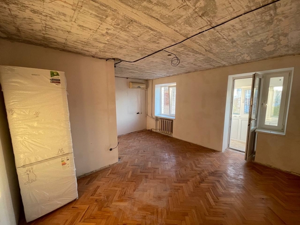 
   Продам 1-комнатную, 32 м², Ленина ул, 161

. Фото 3.