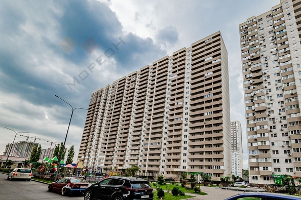 
   Продам 2-комнатную, 62.4 м², Магистральная ул, 11

. Фото 1.