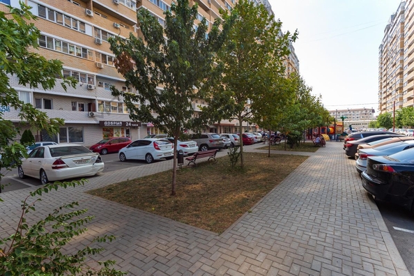 
   Продам 1-комнатную, 40 м², Московская ул, 144/2

. Фото 2.