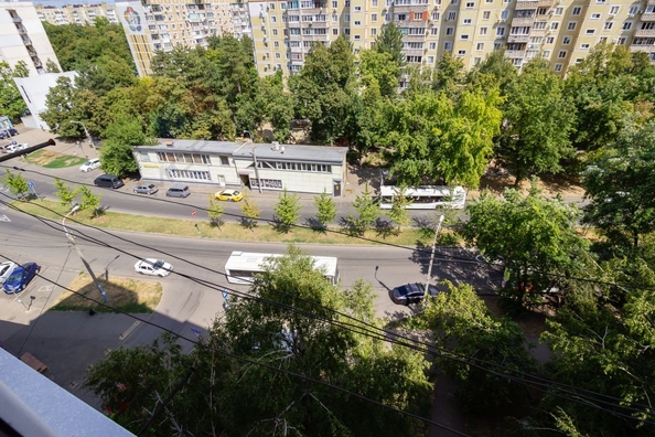 
   Продам 1-комнатную, 33 м², 30-й Иркутской Дивизии ул, 9/2

. Фото 30.