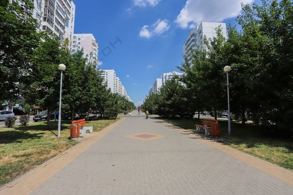 
   Продам 2-комнатную, 54.1 м², Котлярова Н.С. ул, 1

. Фото 16.