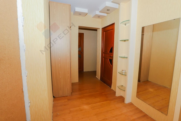 
   Продам 3-комнатную, 60.1 м², Сормовская ул, 102

. Фото 11.