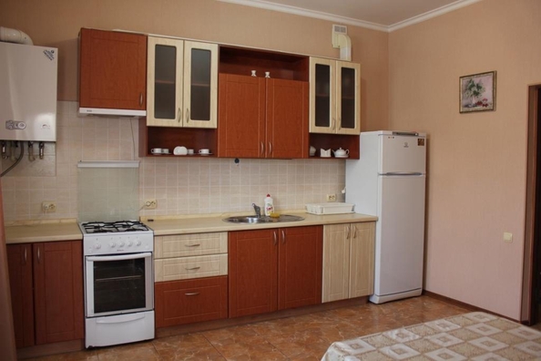 
   Продам 2-комнатную, 72 м², Маяковского ул, д 5А

. Фото 2.