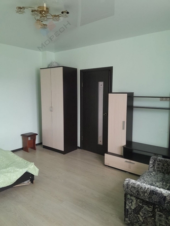 
   Продам 1-комнатную, 40.3 м², Шевцова ул, 36/1

. Фото 2.