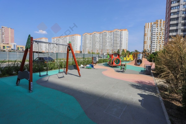 
   Продам 2-комнатную, 57.8 м², Героя Владислава Посадского ул, 17к2

. Фото 20.