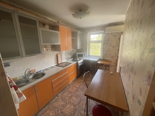 
   Продам 2-комнатную, 57 м², Крылова ул, 81

. Фото 6.