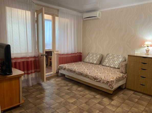 
   Продам 3-комнатную, 58.9 м², Лазарева ул, 52

. Фото 9.