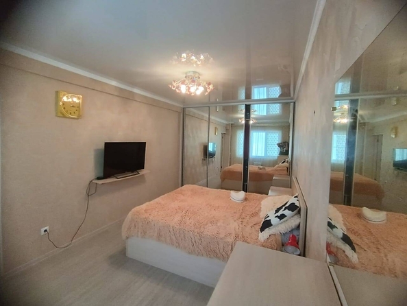 
   Продам 4-комнатную, 125 м², Череповецкая ул, 18

. Фото 1.