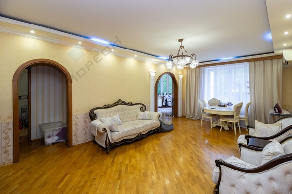 
   Продам 2-комнатную, 81.3 м², Сормовская ул, 167/1

. Фото 8.