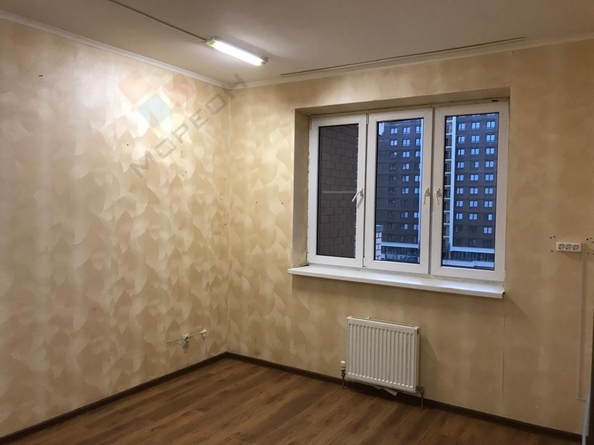 
   Продам 3-комнатную, 80.1 м², Марины Цветаевой ул, 13

. Фото 7.