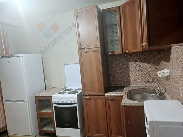 
   Продам 1-комнатную, 39.5 м², Евгении Жигуленко ул, 4

. Фото 5.