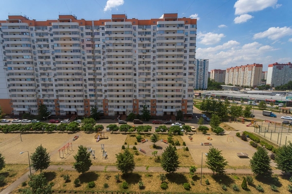 
   Продам 2-комнатную, 61 м², Генерала Трошева Г.Н. ул, 17

. Фото 18.