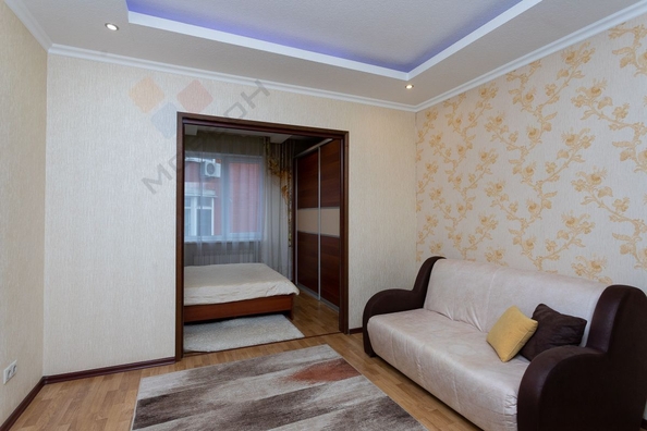 
   Продам 1-комнатную, 41 м², Каравайная ул, 33

. Фото 1.