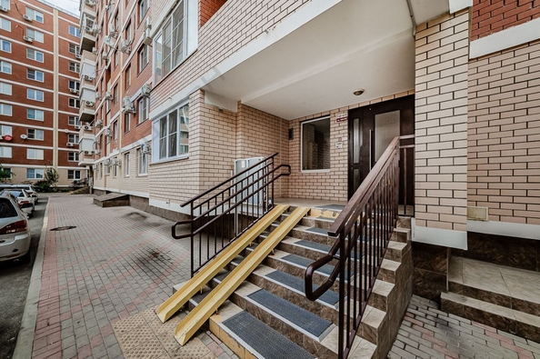 
   Продам 1-комнатную, 31.9 м², Западный Обход ул, 42/3к3

. Фото 11.