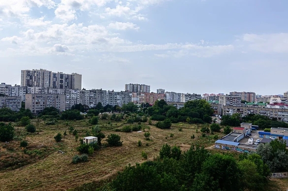 
   Продам 5-комнатную, 200 м², Владимирская ул, 146к3

. Фото 30.