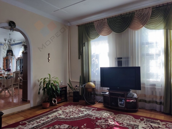 
   Продам дом, 339 м², Краснодар

. Фото 1.