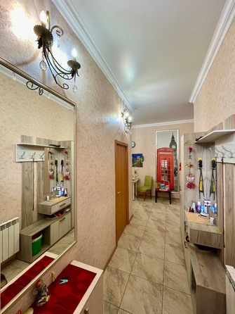 
   Продам 2-комнатную, 56 м², Кати Соловьяновой ул, 84

. Фото 6.